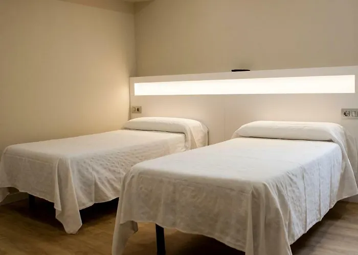 Casa Canosa Pensión 3*